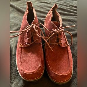 Light Used/ Clark’s Women’s Ankle Boots/ Size 9